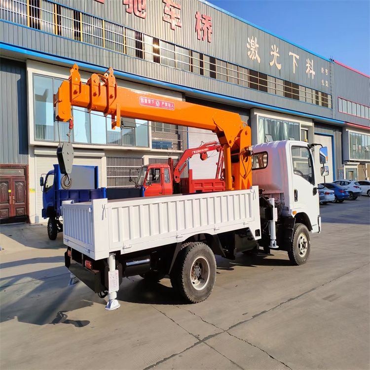 九原区三轮随车吊定制 农用改装机自备吊中瑞长期出售